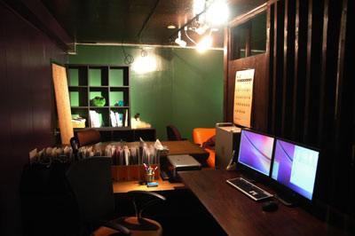 office01.jpg